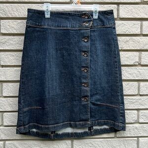 𝅺Lois Asymmetrical Denim Skirt Button Front Sz 7